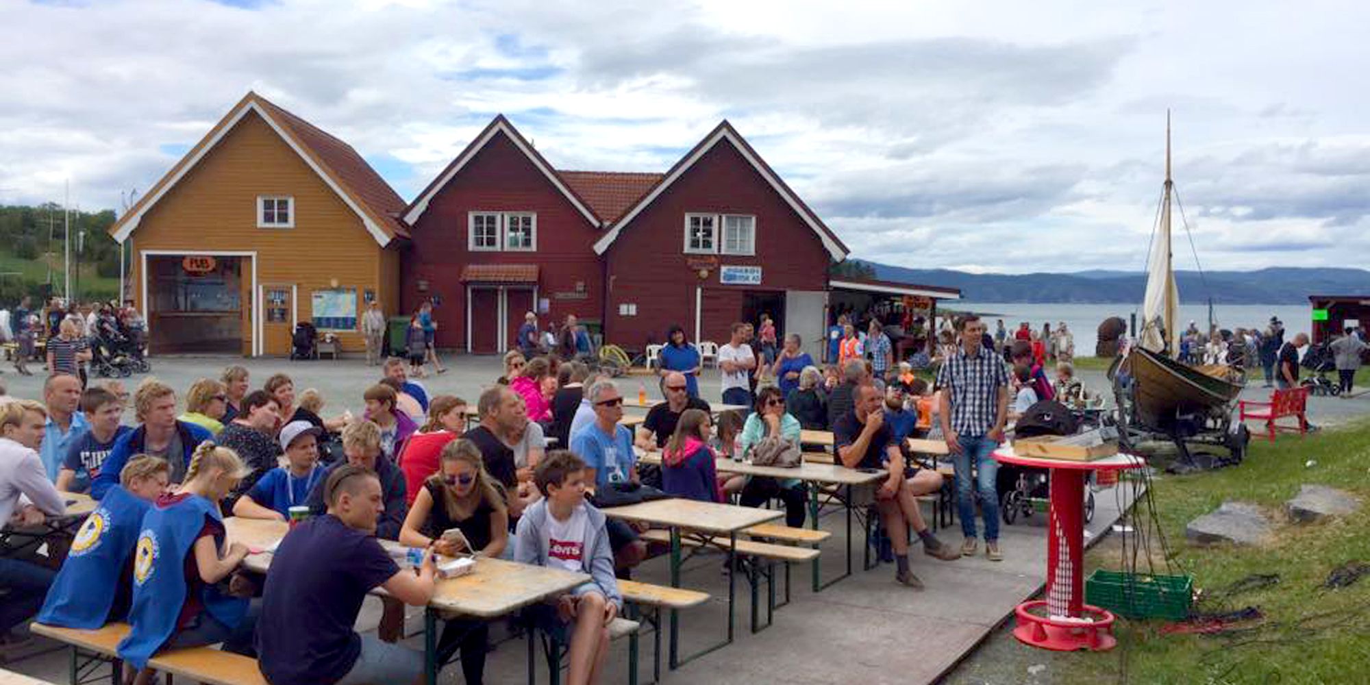 Kjerknesvågen pier in Inderøy