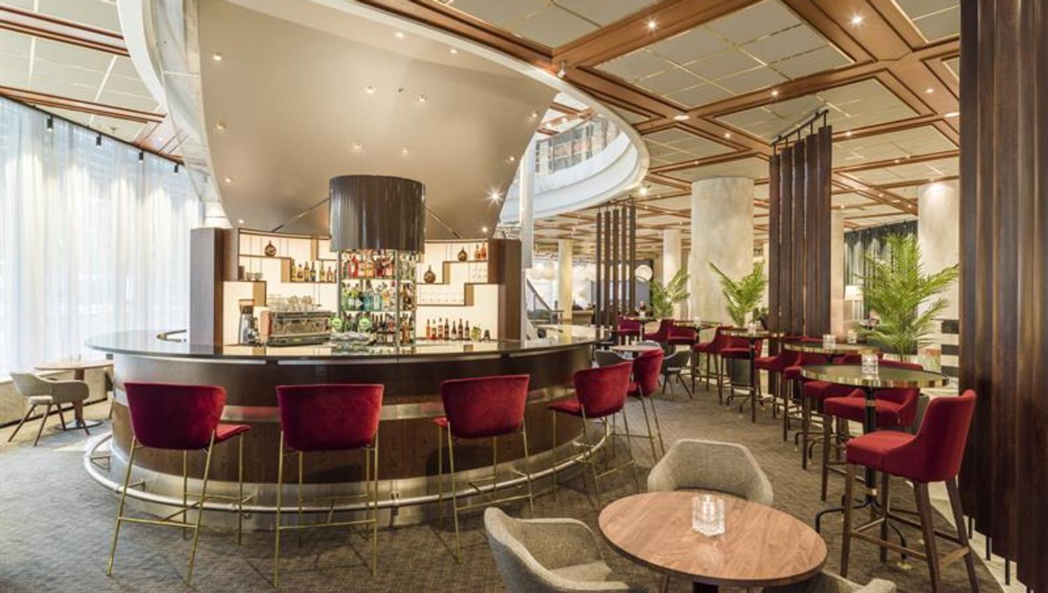 Lobby Bar