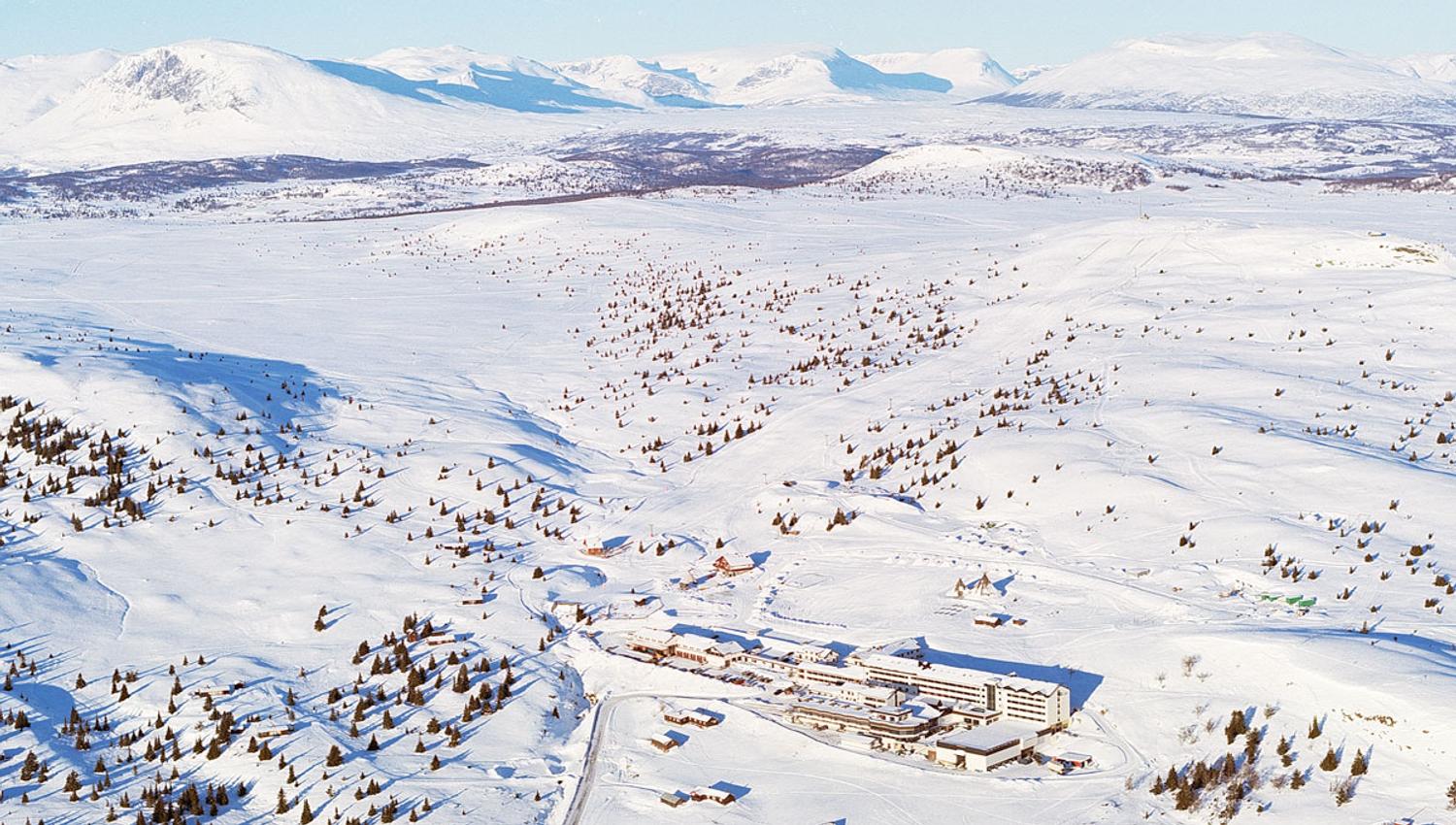 Storefjell Resort Hotel is situated on Golsfjellet, between Valdres and Hallingdal