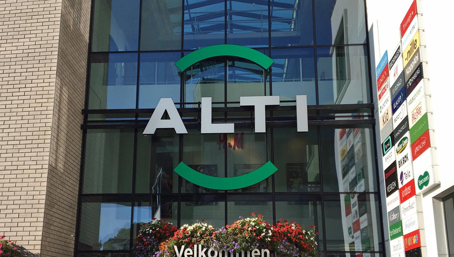 inngangsparti ALTI shoppingsenter i Arendal sentrum