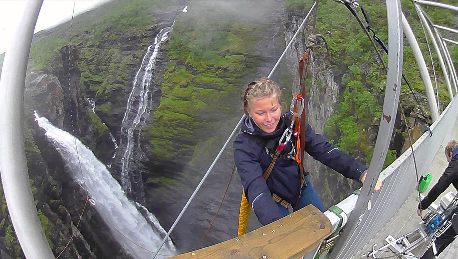 Bungee Jumping into the Grand Canyon of the Arctic