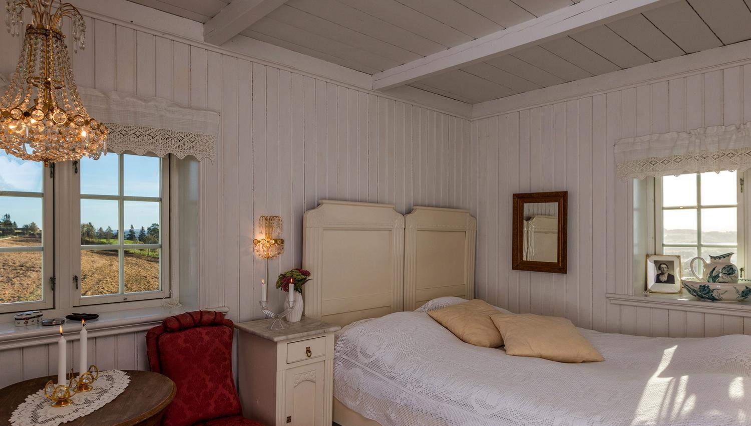 Husfrua country farm hotel - one of the rooms
