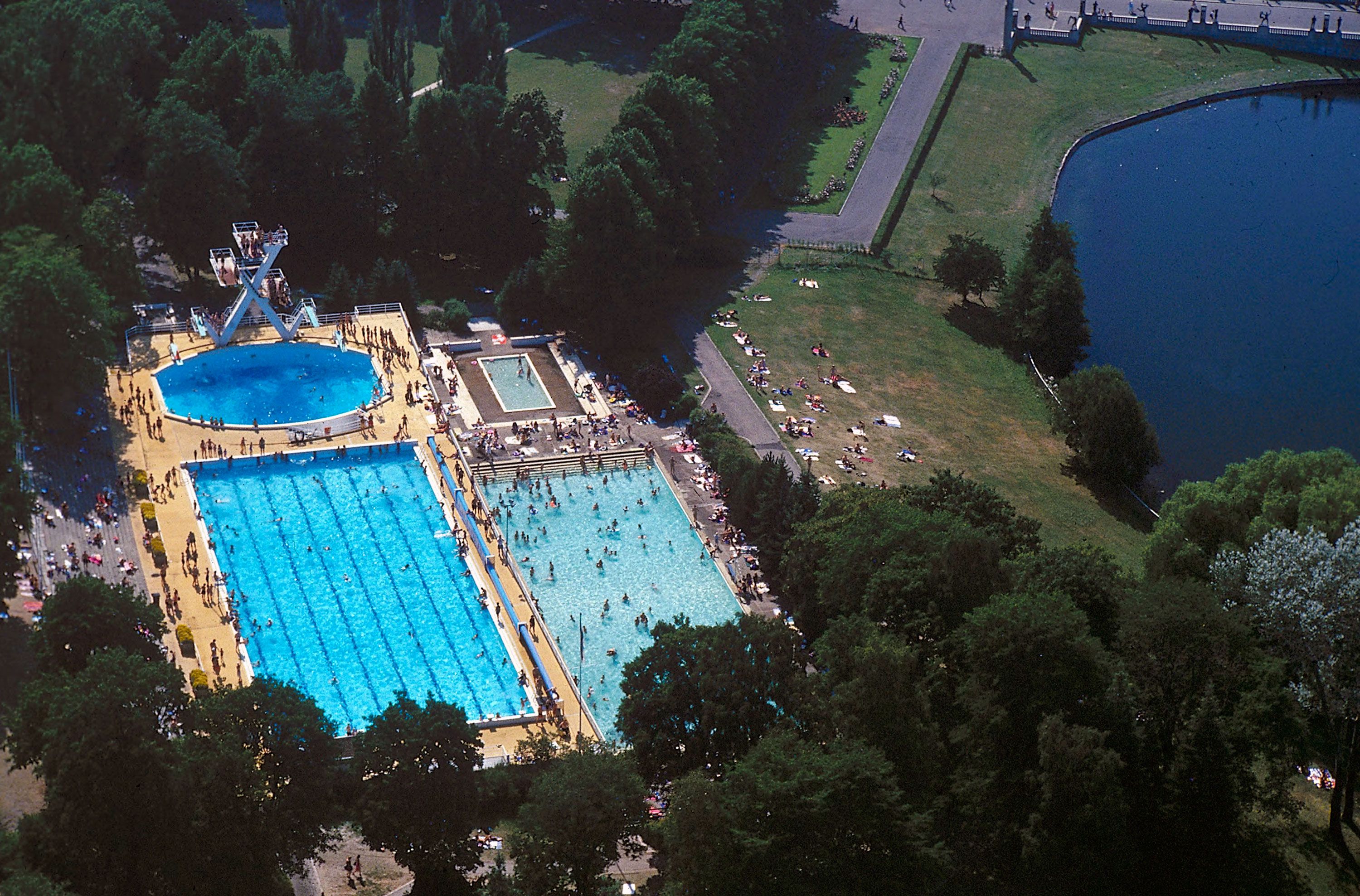 Aerial view of Frognerbadet.