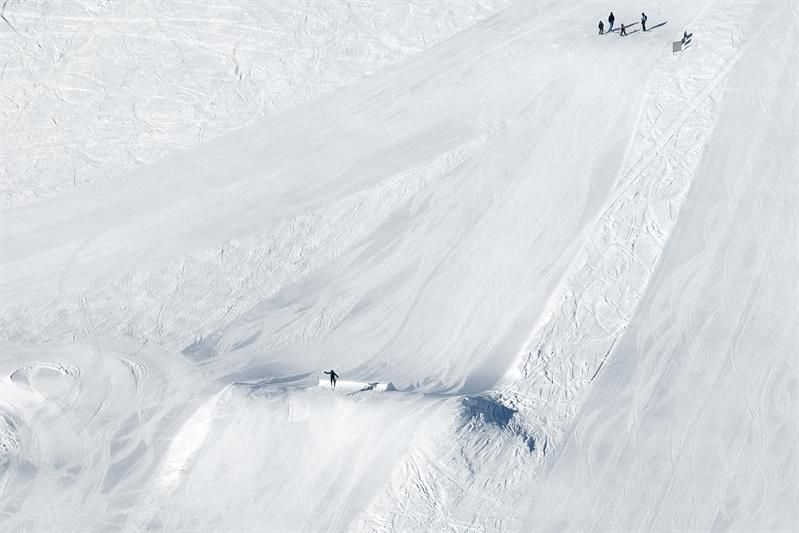 Snow park and ski jumps at Røldal Ski Resort where riders test tricks and jumps.