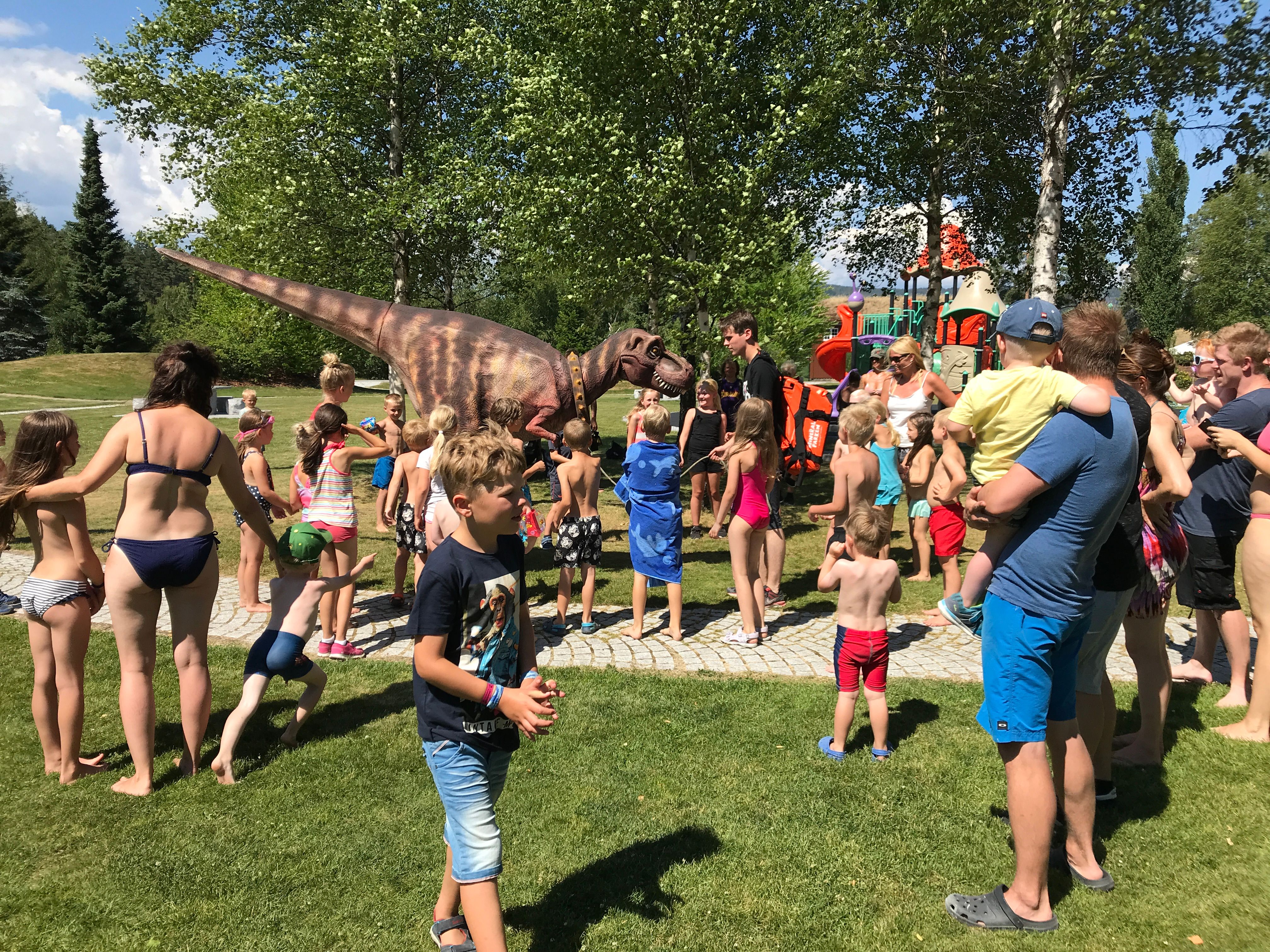 Mineralparken-dinosaur-tyrannosaurus-rex