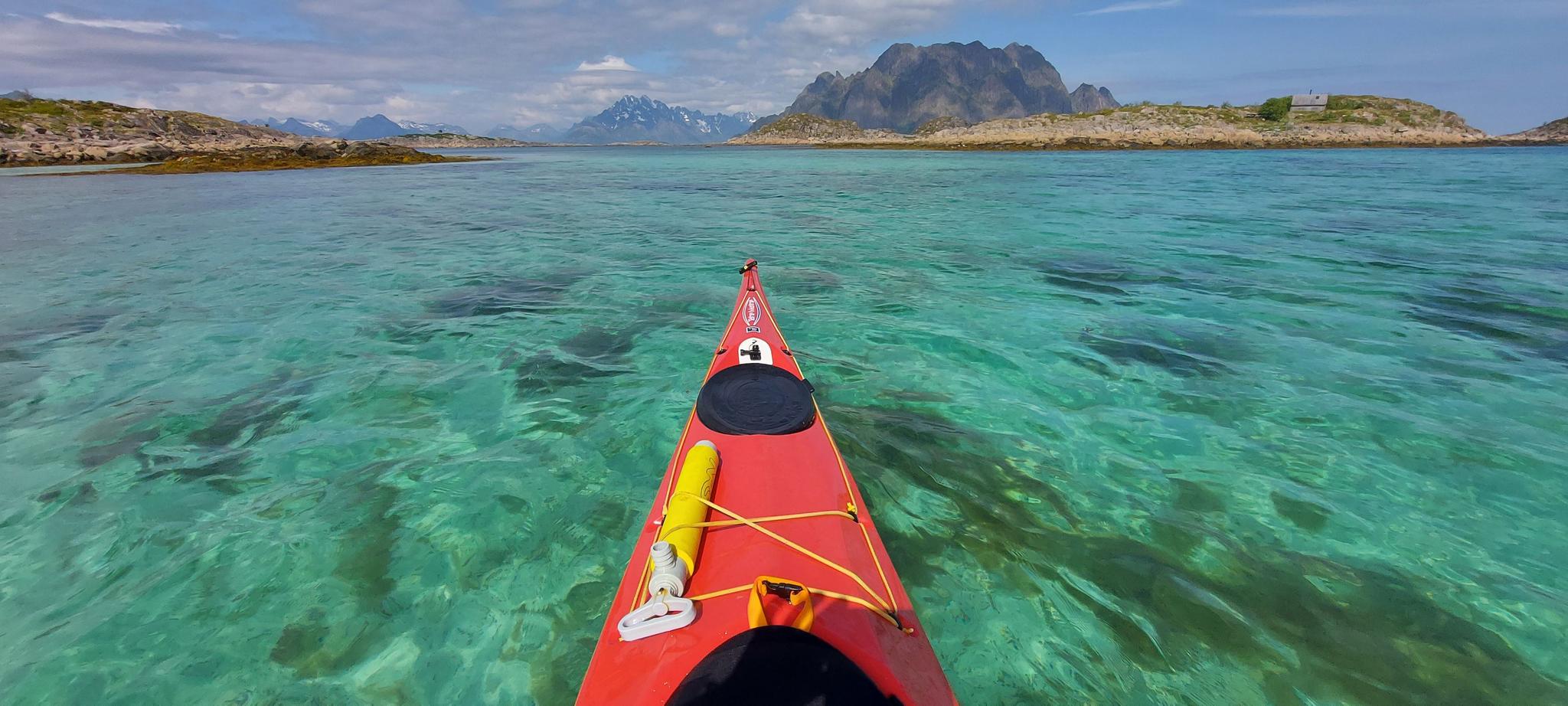 Guidet kajakktur - Skrova Kayak Adventures