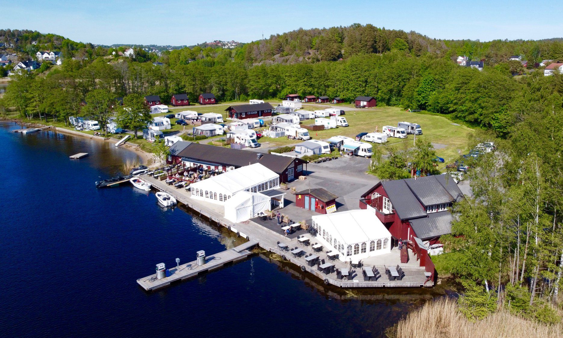 Nidelv Brygge Camping og restaurant fra oven