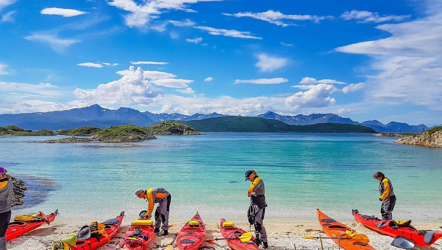 Guests get ready to go paddling in kayaks!