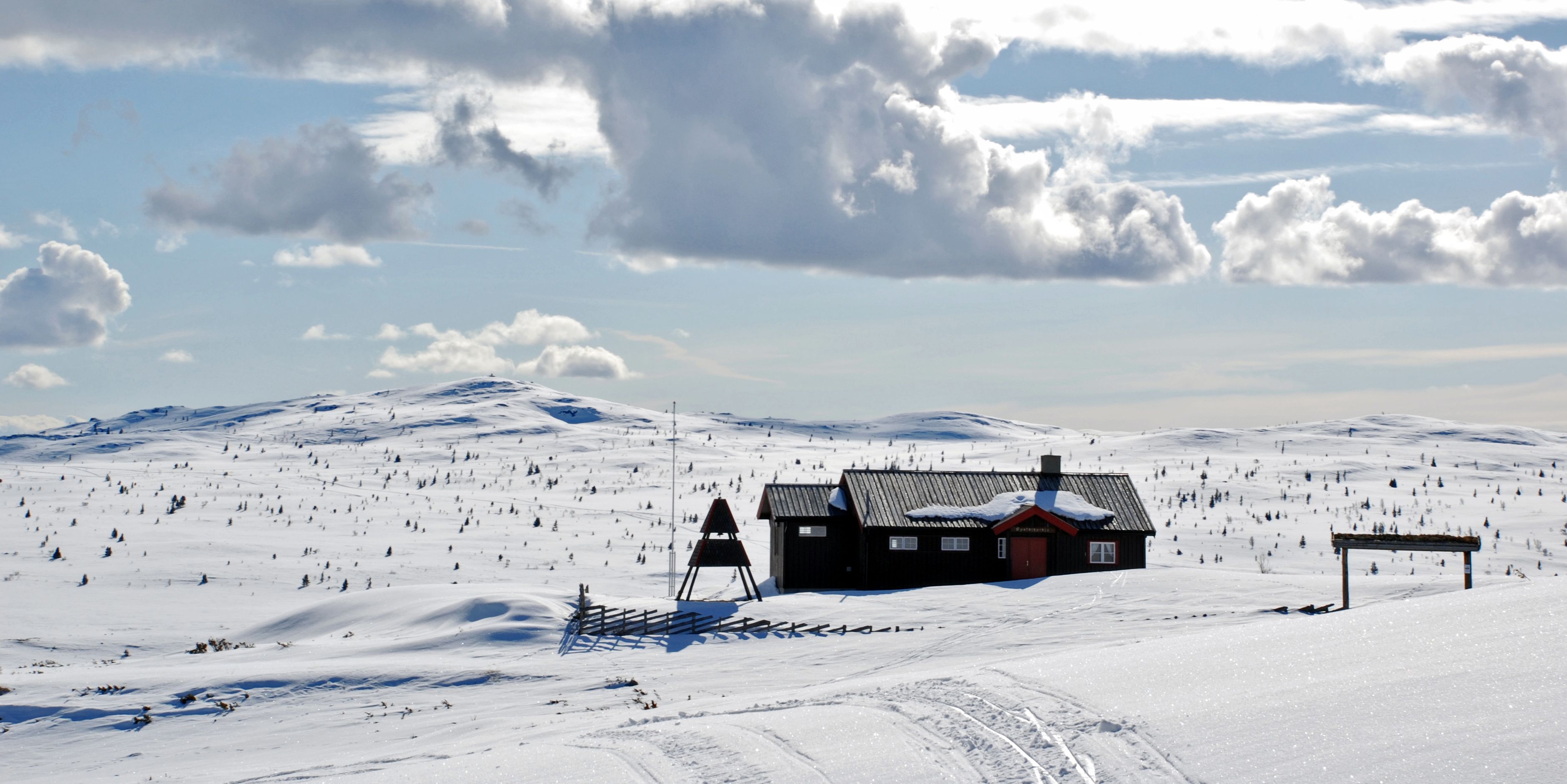Nystølkyrkja om vinteren