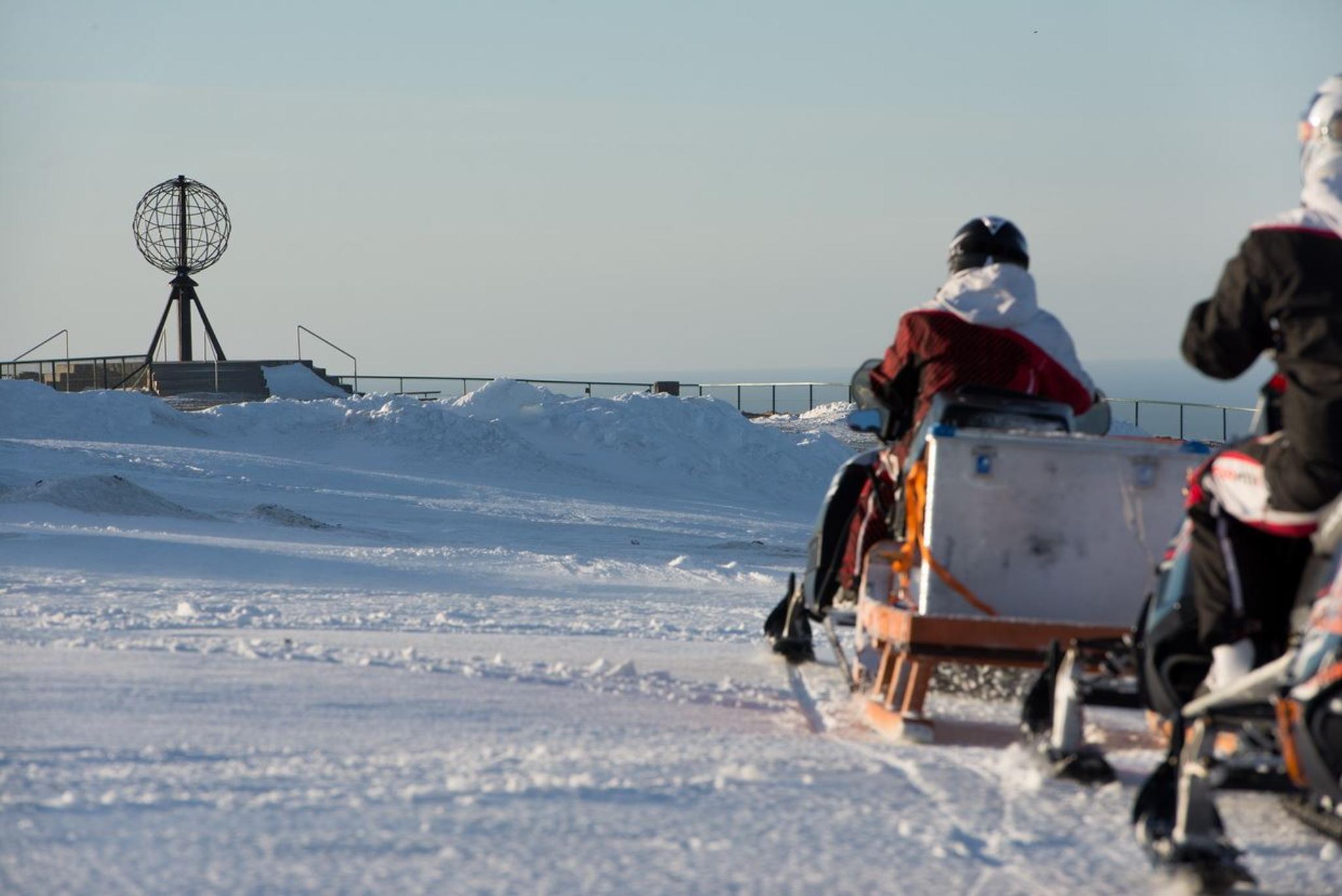 Midnight Expedition to the North Cape