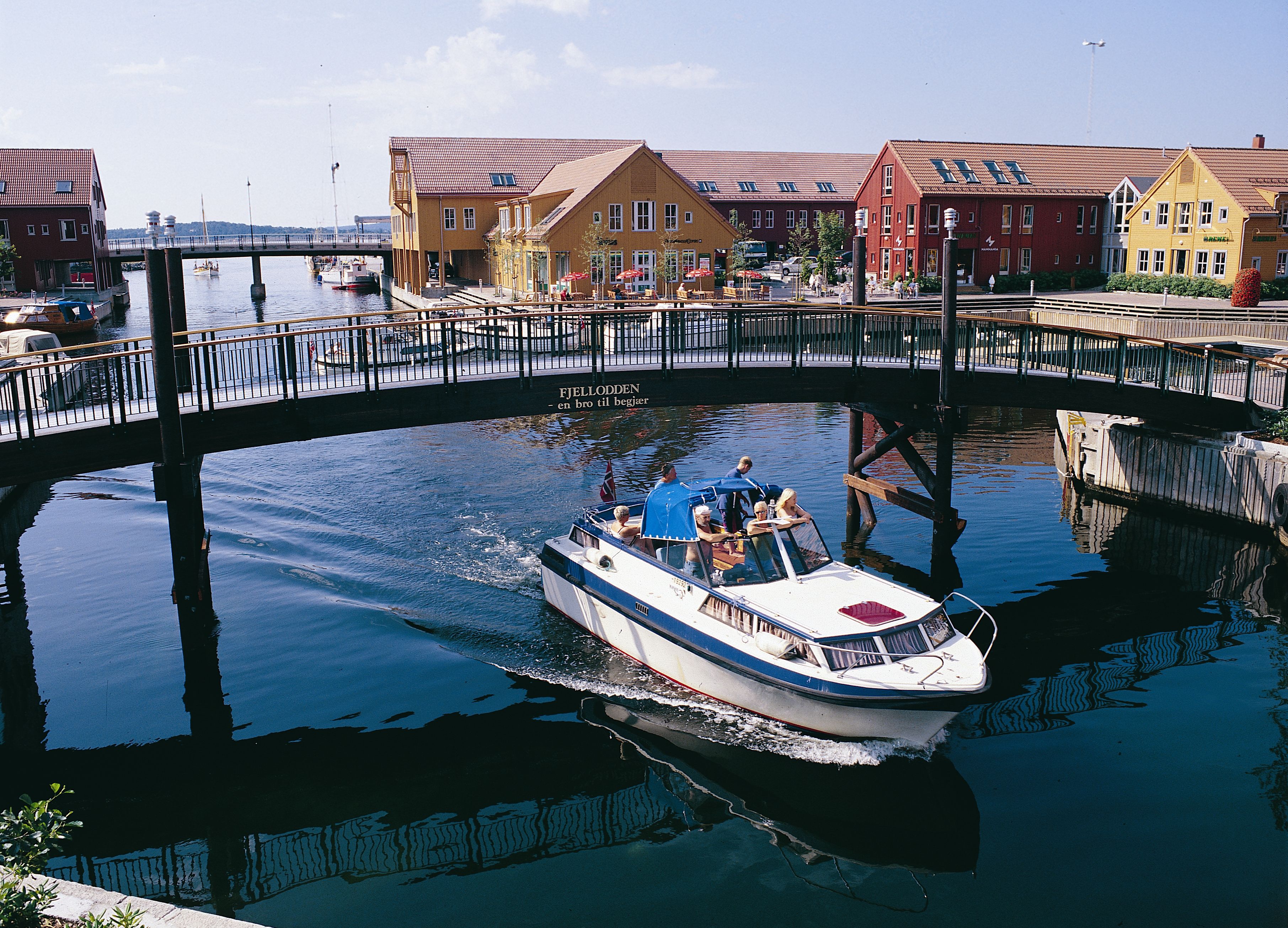 Fiskebrygga og Gravanekanalen