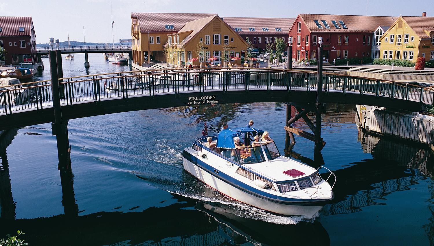 Fiskebrygga og Gravanekanalen