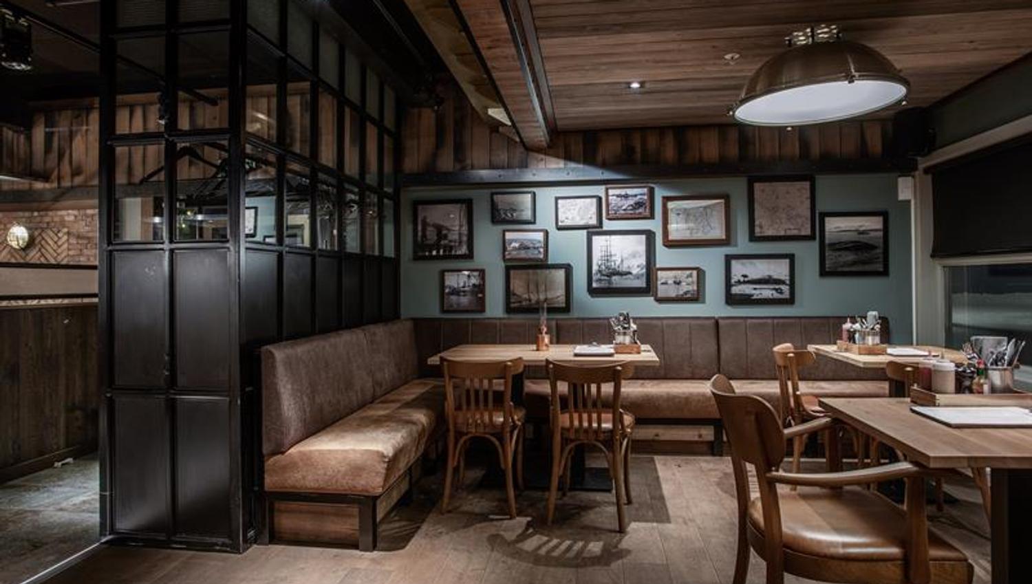 Seating in the restaurant with couches and chairs