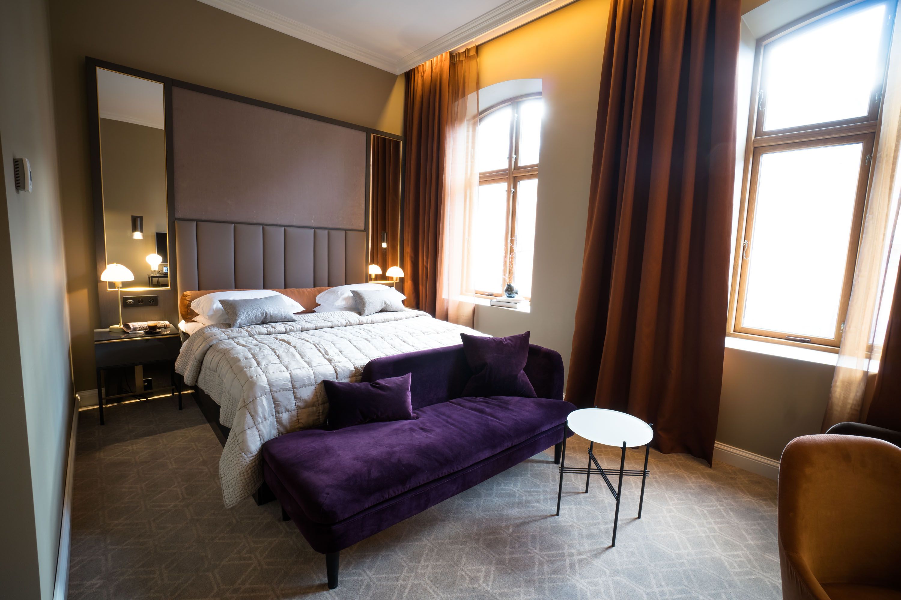 Deluxe rooms, A taste of luxury