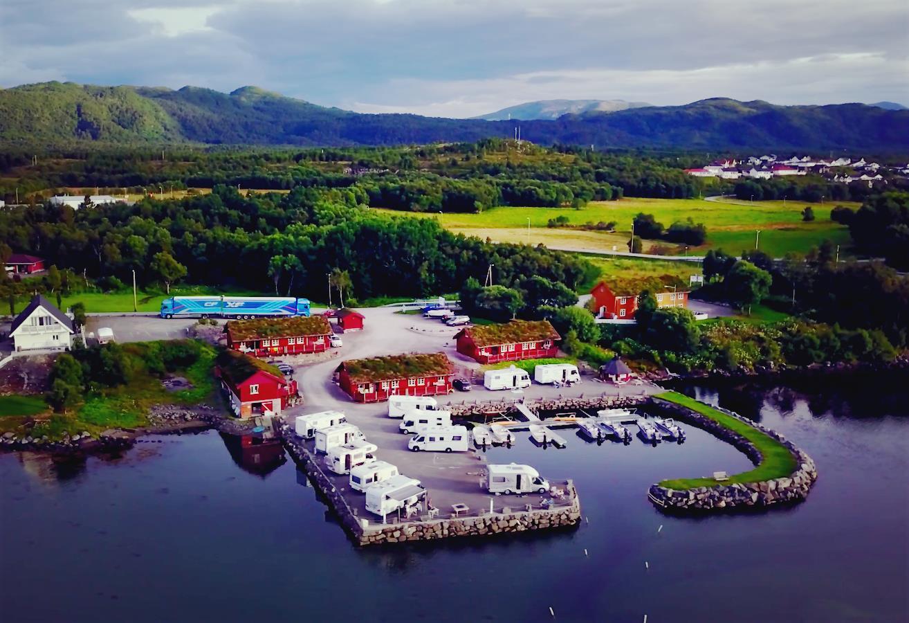 Atlanterhavsveien Sjøstuer - the Atlantic Road Cabins