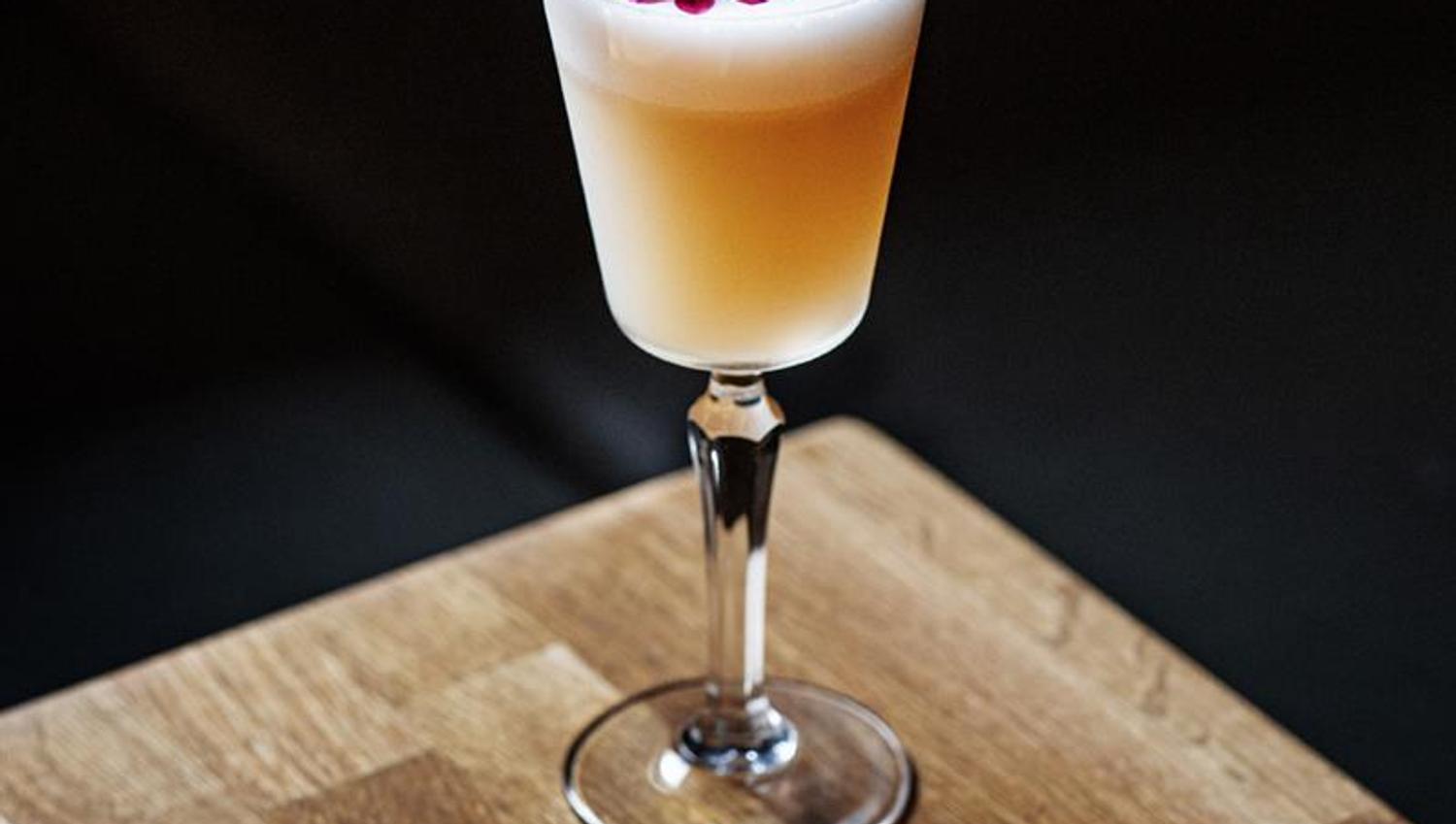 Detail photo of a drink.