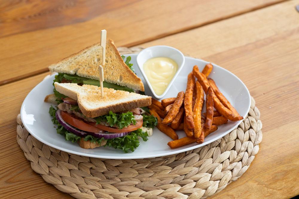 Rauland_Vierli-kafeterie_sandwich_1000x667