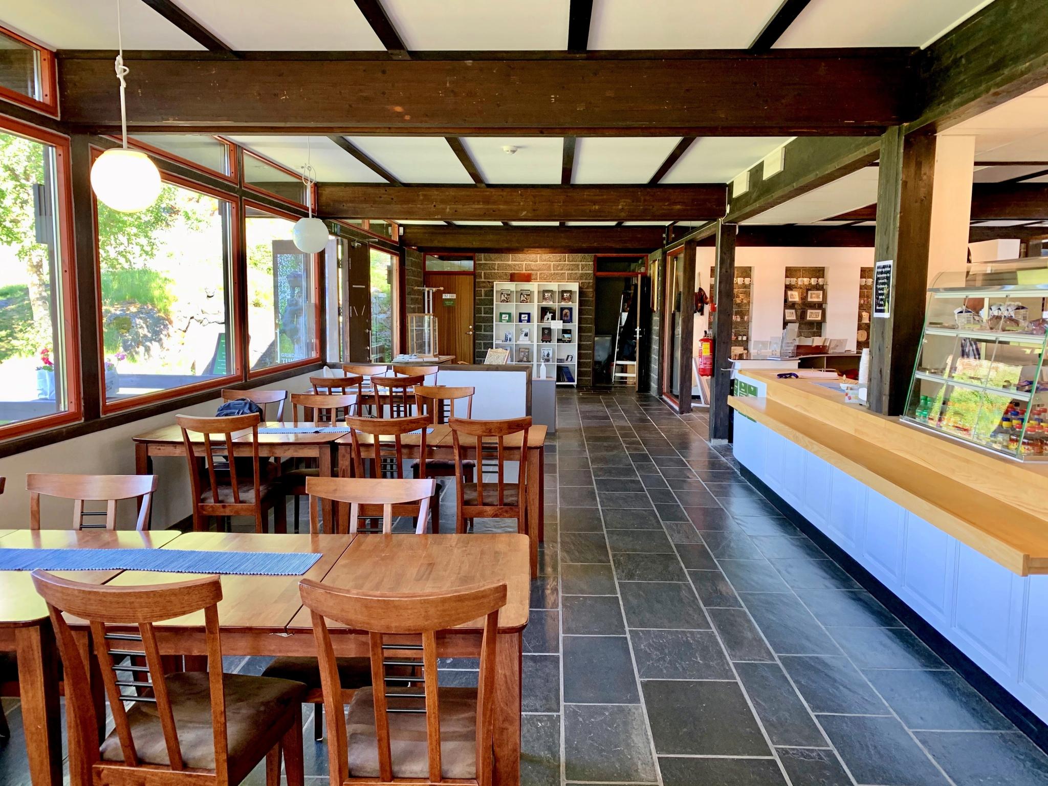 Kafeen på Grimdalstunet i Skafså.