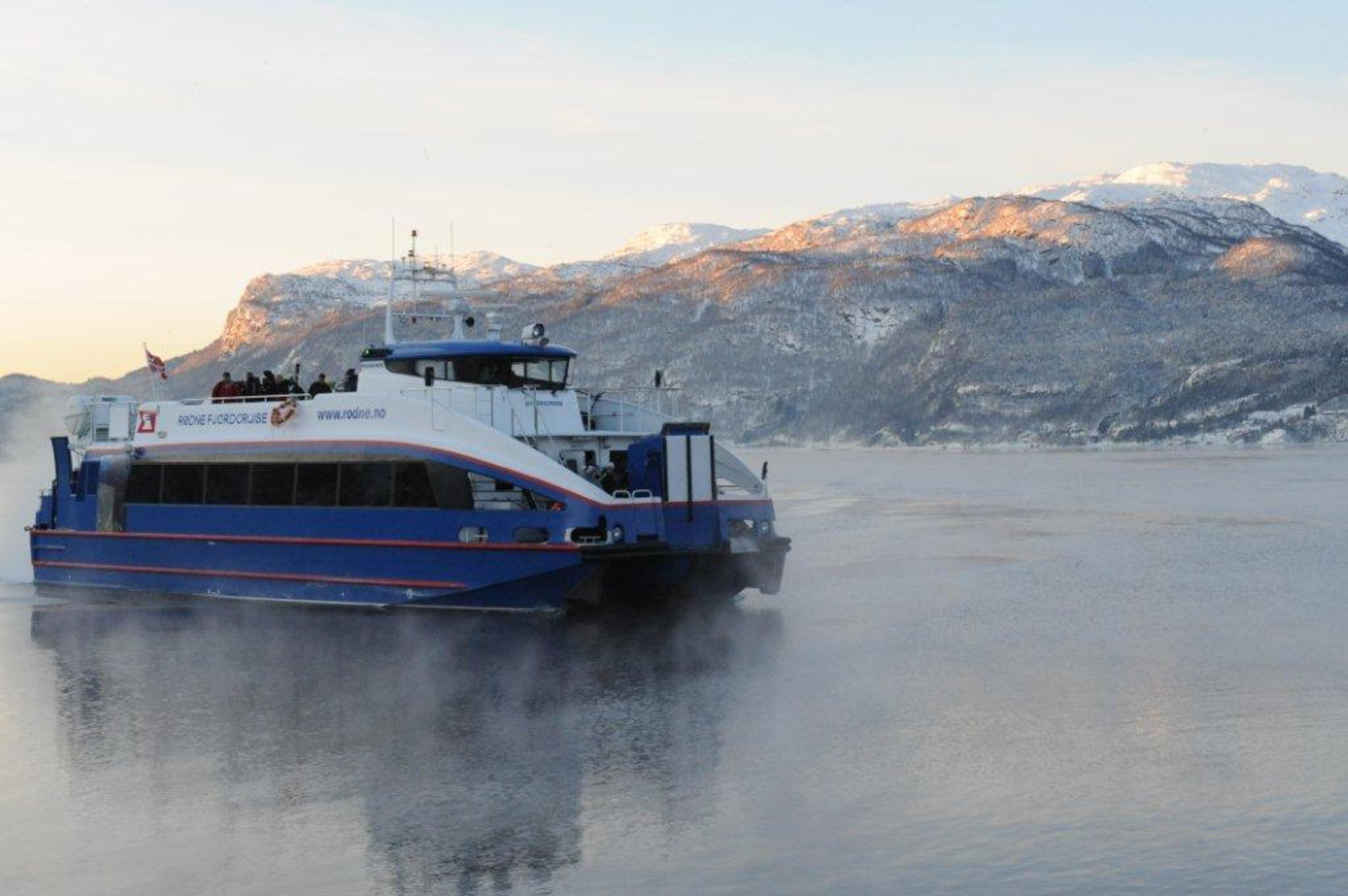 Skibåt til Sauda fra Stavanger