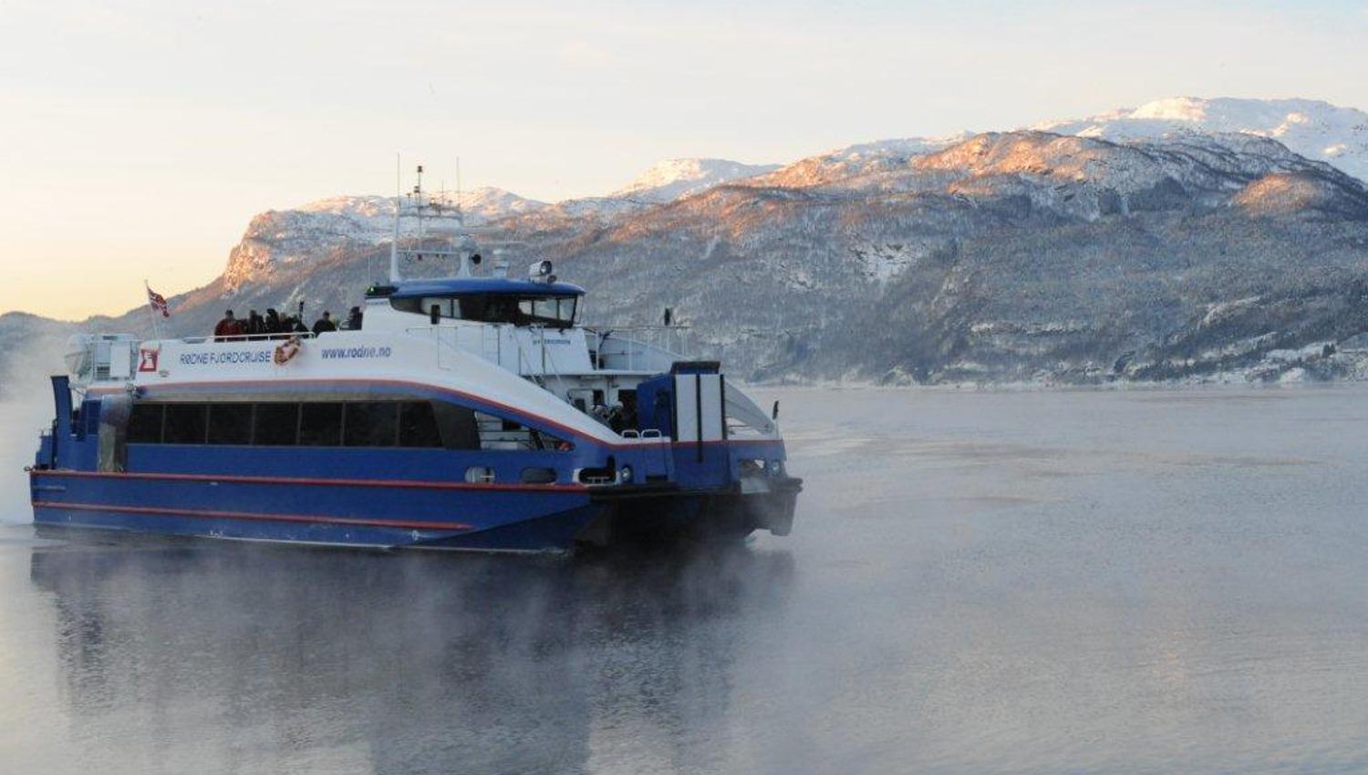 Ski boat to Sauda from Stavanger
