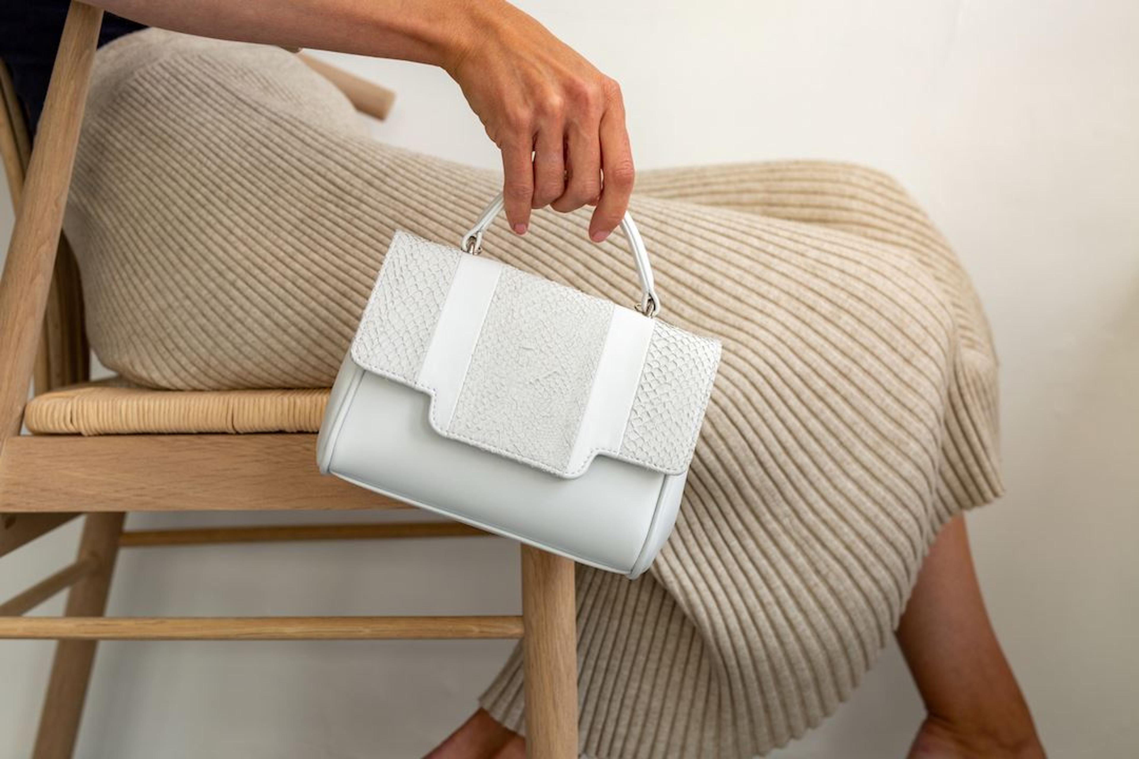 EBN - Salmon Leather Accessories