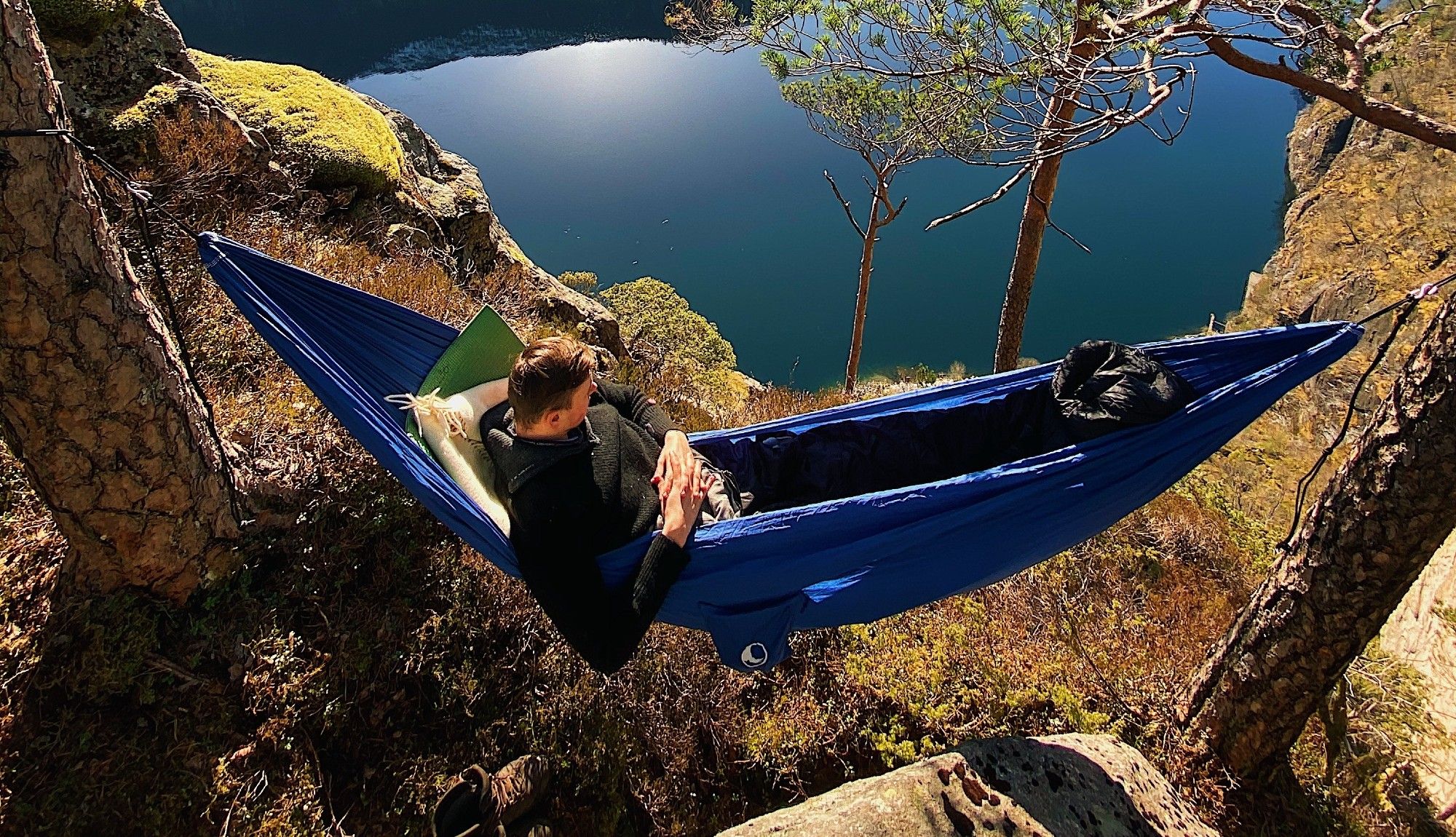 Bring a hammock and spend the night