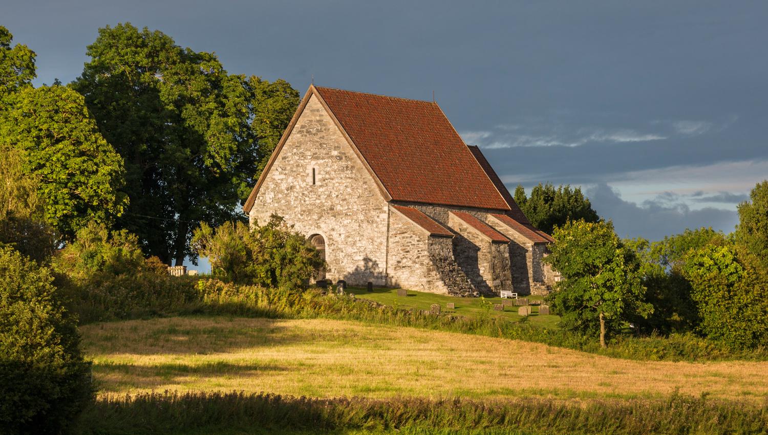 Sakshaug Old Church - Medieval church alon the Golden Road in Inderøy