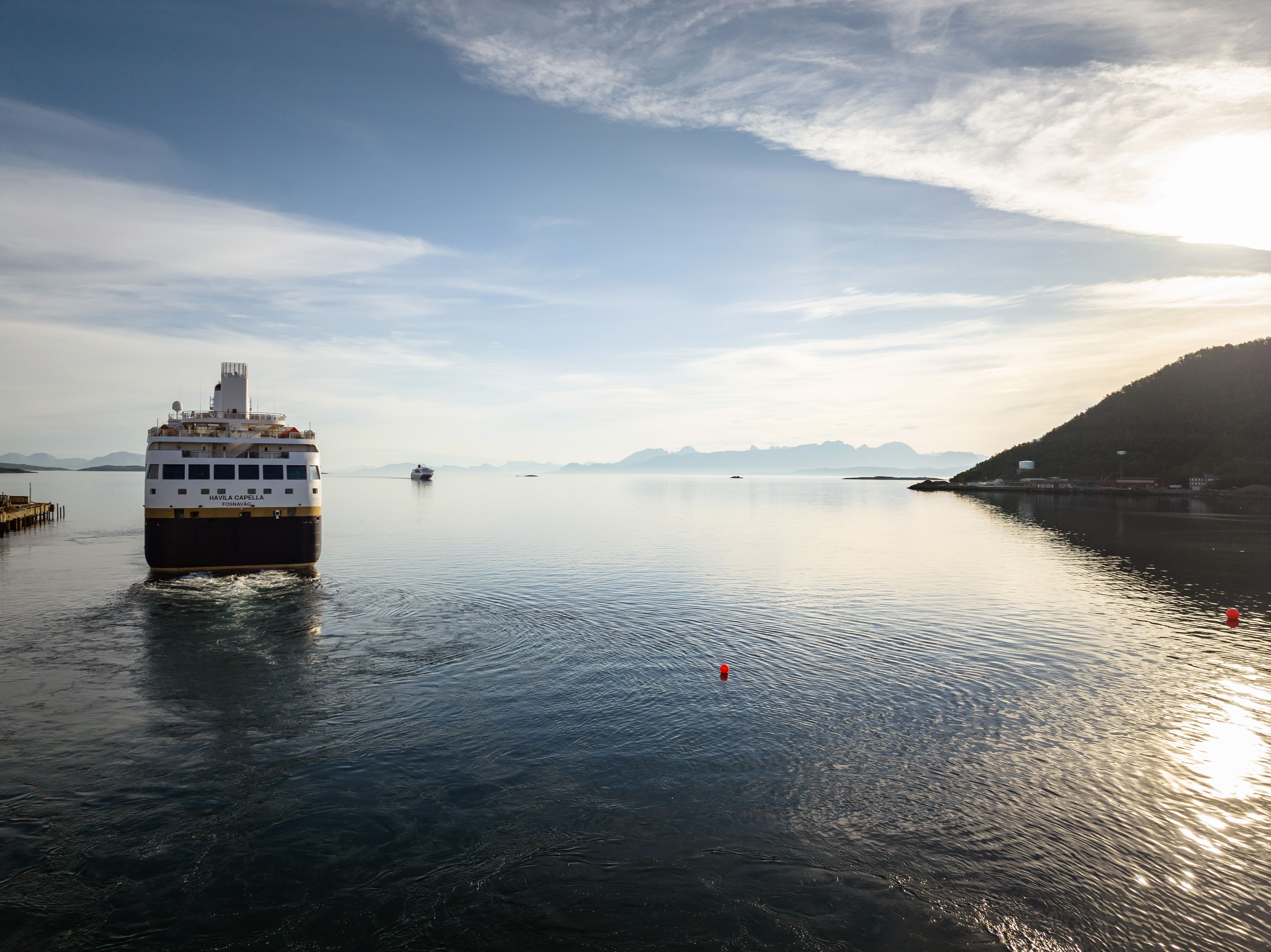 view-hurtigruten-vågsfjorden-quality-hotel-harstad (2)