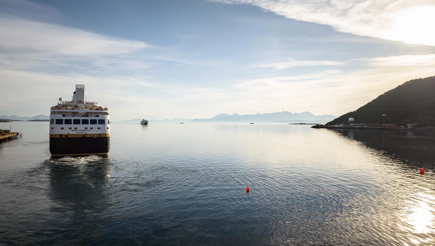 view-hurtigruten-vågsfjorden-quality-hotel-harstad (2)