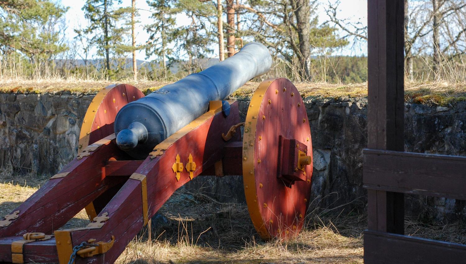 kanon på fortet