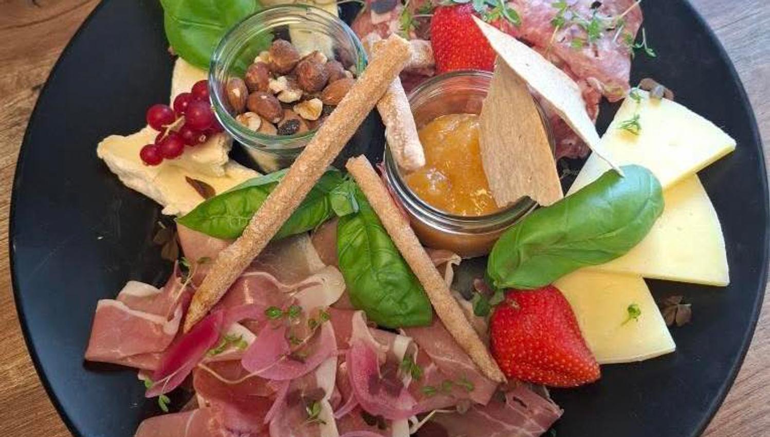 Rådhusgata spiseri & mer