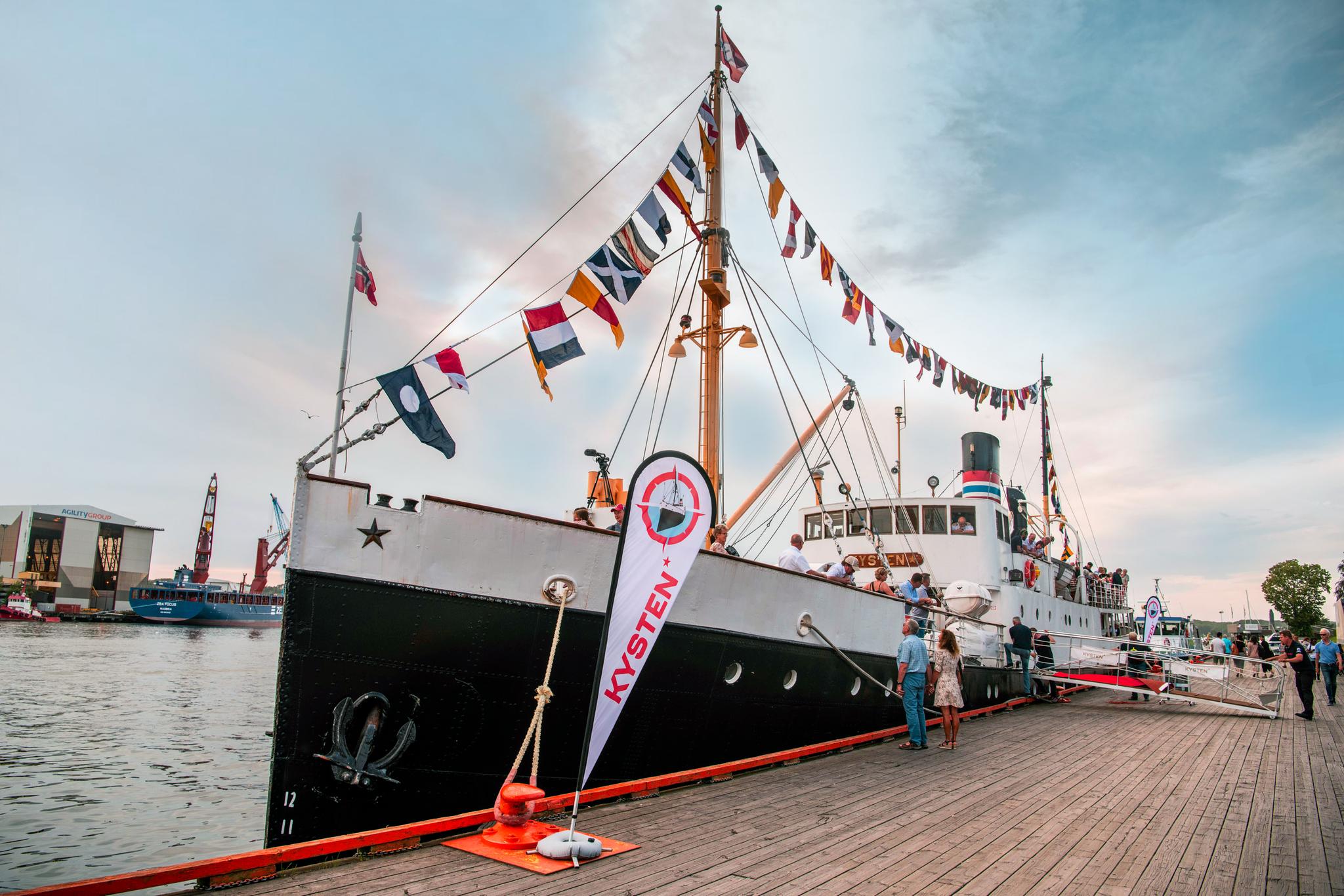 DS Kysten på brygga i Tønsberg