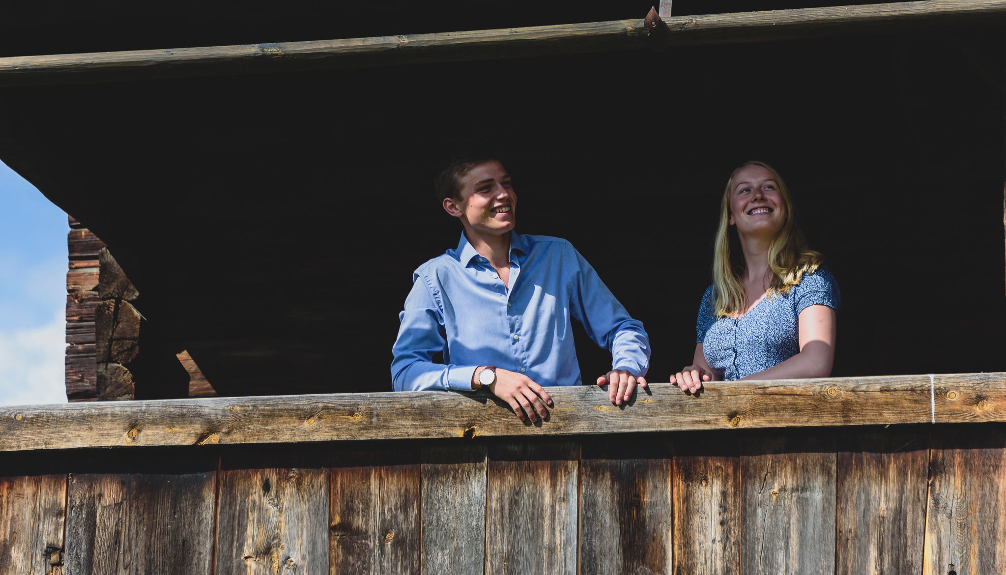 Fornøyde gjester på balkongen, Sygard Grytting