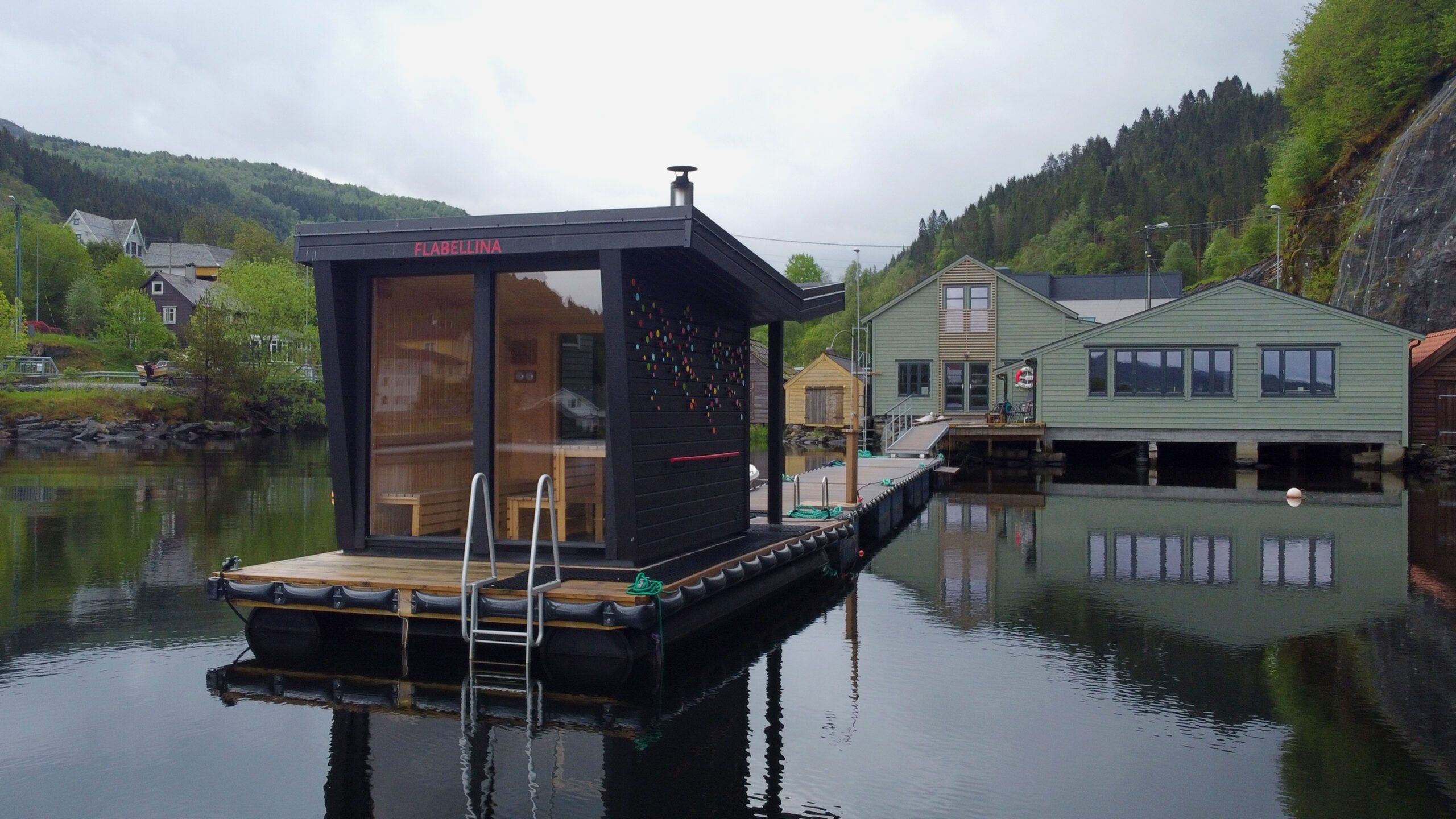 The sauna at Den Grøne Fabrikken in Mjøsvågen