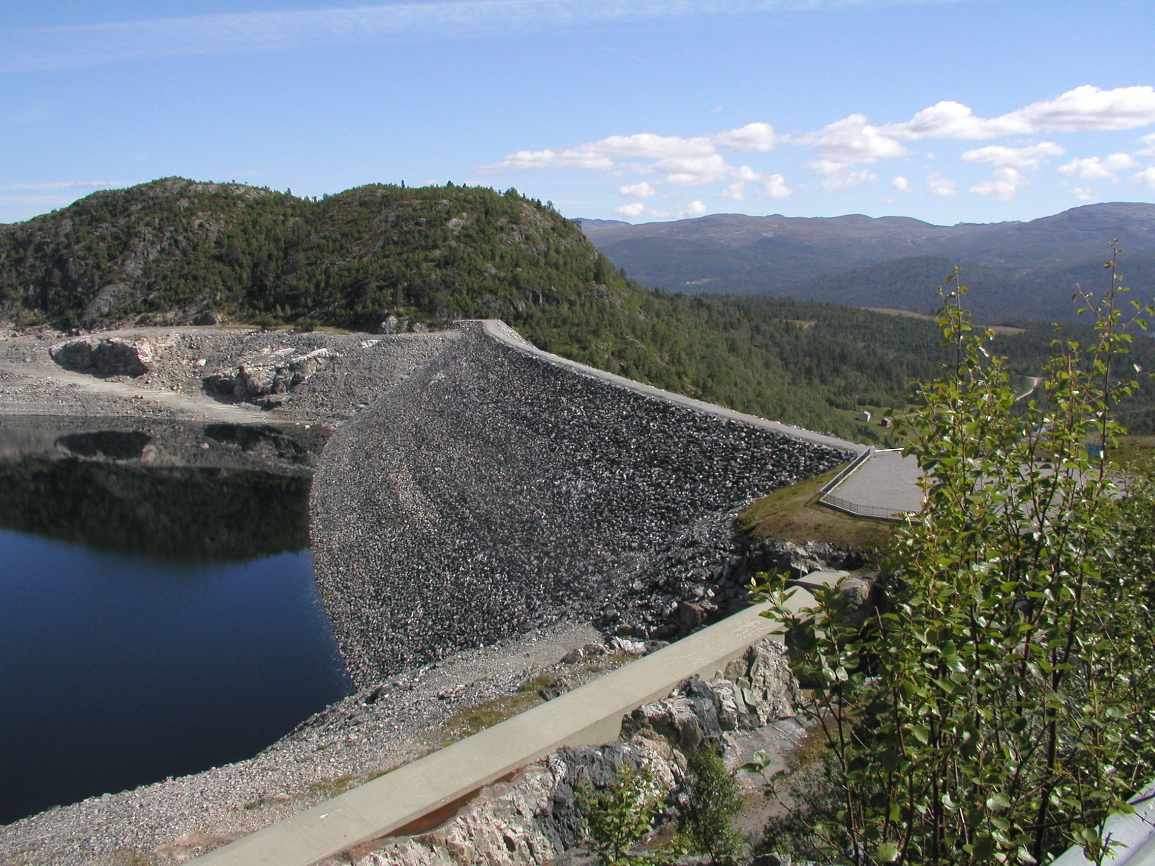 vatnedalsdammen i Bykle