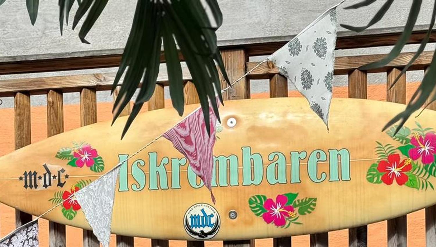 The colorful backyard