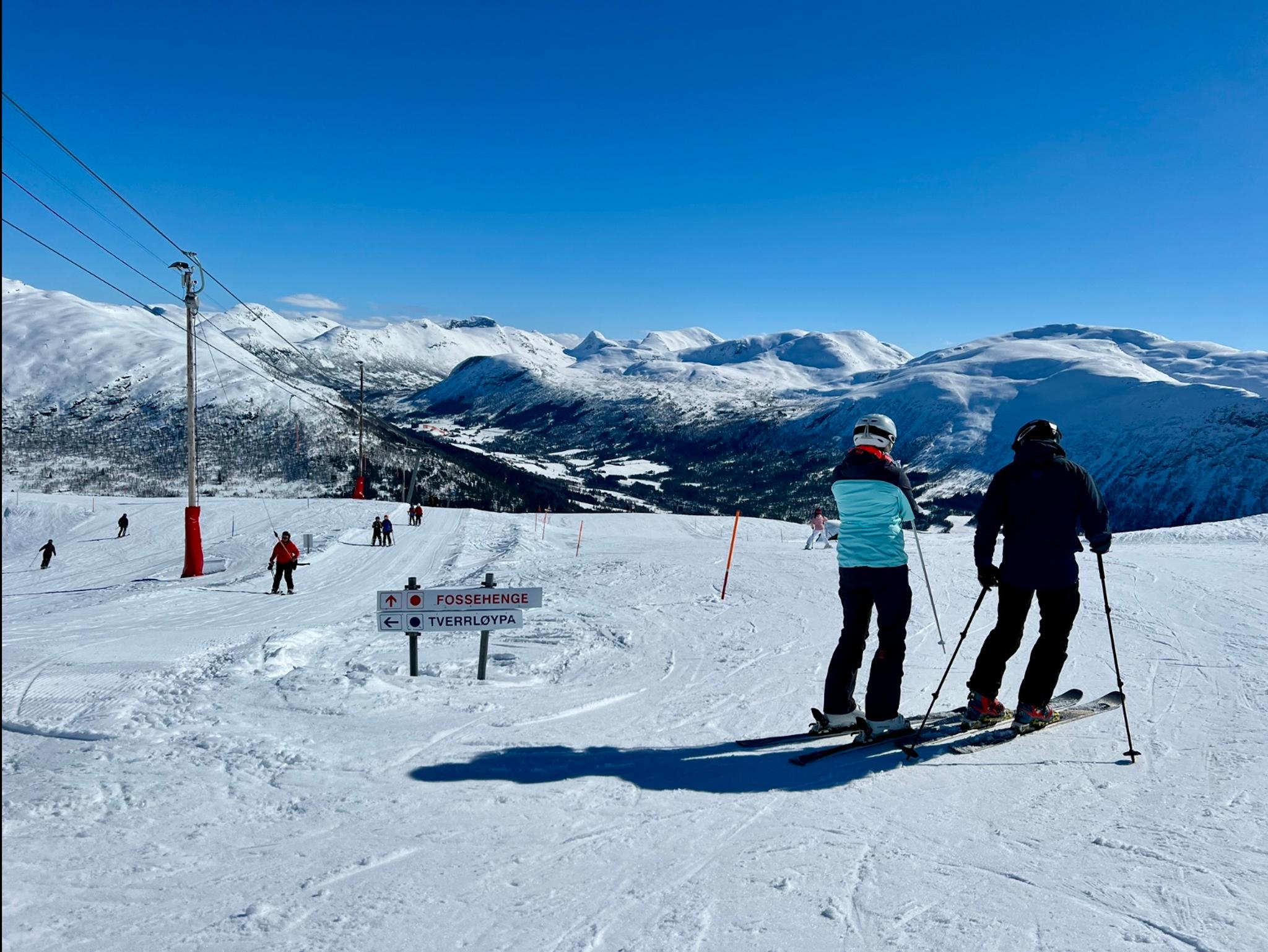 Kos deg i bakkane på Hornindal Skisenter