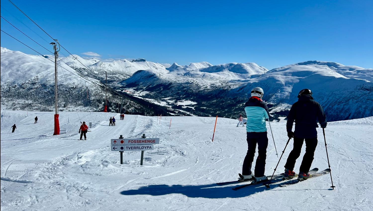 Kos deg i bakkane på Hornindal Skisenter