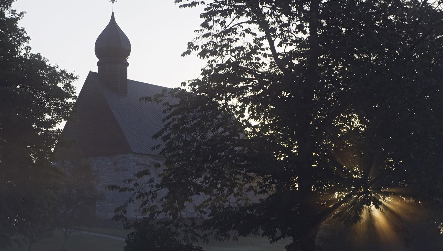 Dønnes Kirke