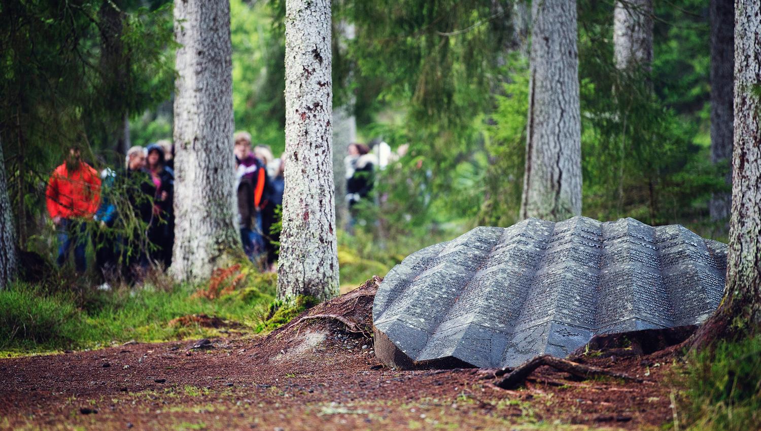 Omvisning i Falstadskogen