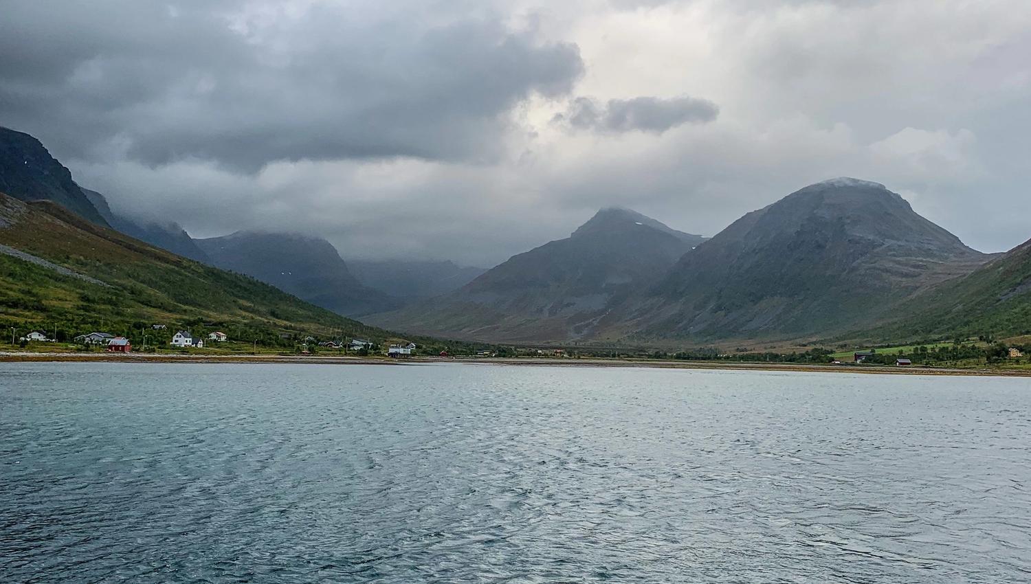 utsikt mot fjell