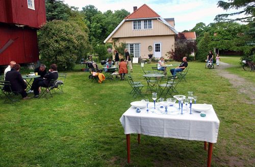 Ute på Røed gård
