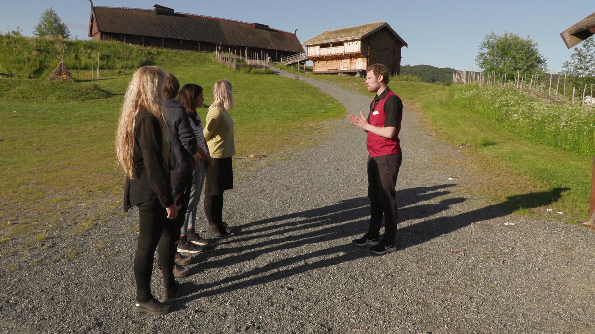 Stiklestad Nasjonale Kultursenter - Damer på tur