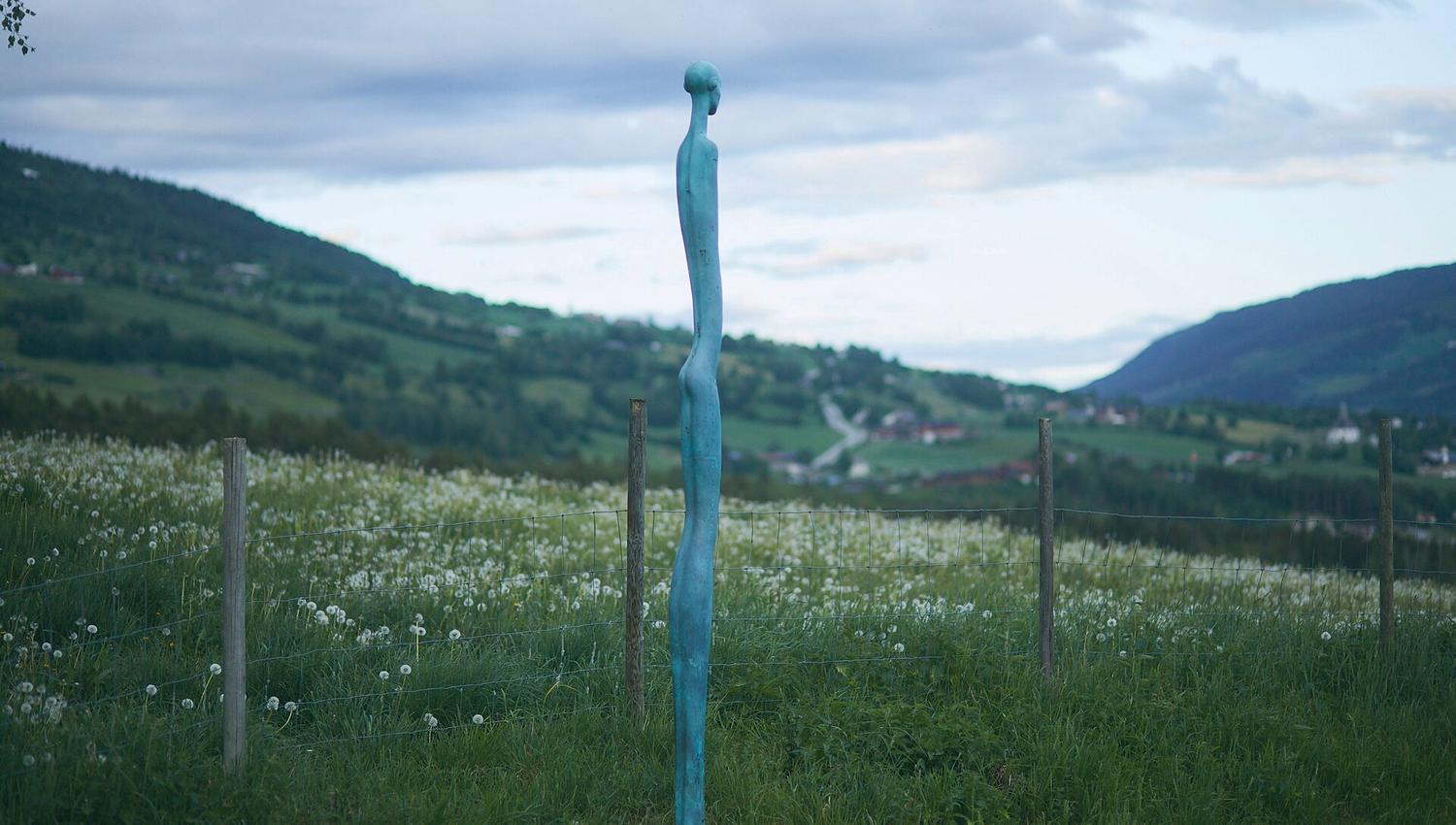 Flokk-Gitte-Dahlin-2011-.-Skulpturstopp-i-Kunstlandskap-Gudbrandsdalen--LL-04822_1920- Foto_Ola_Rind