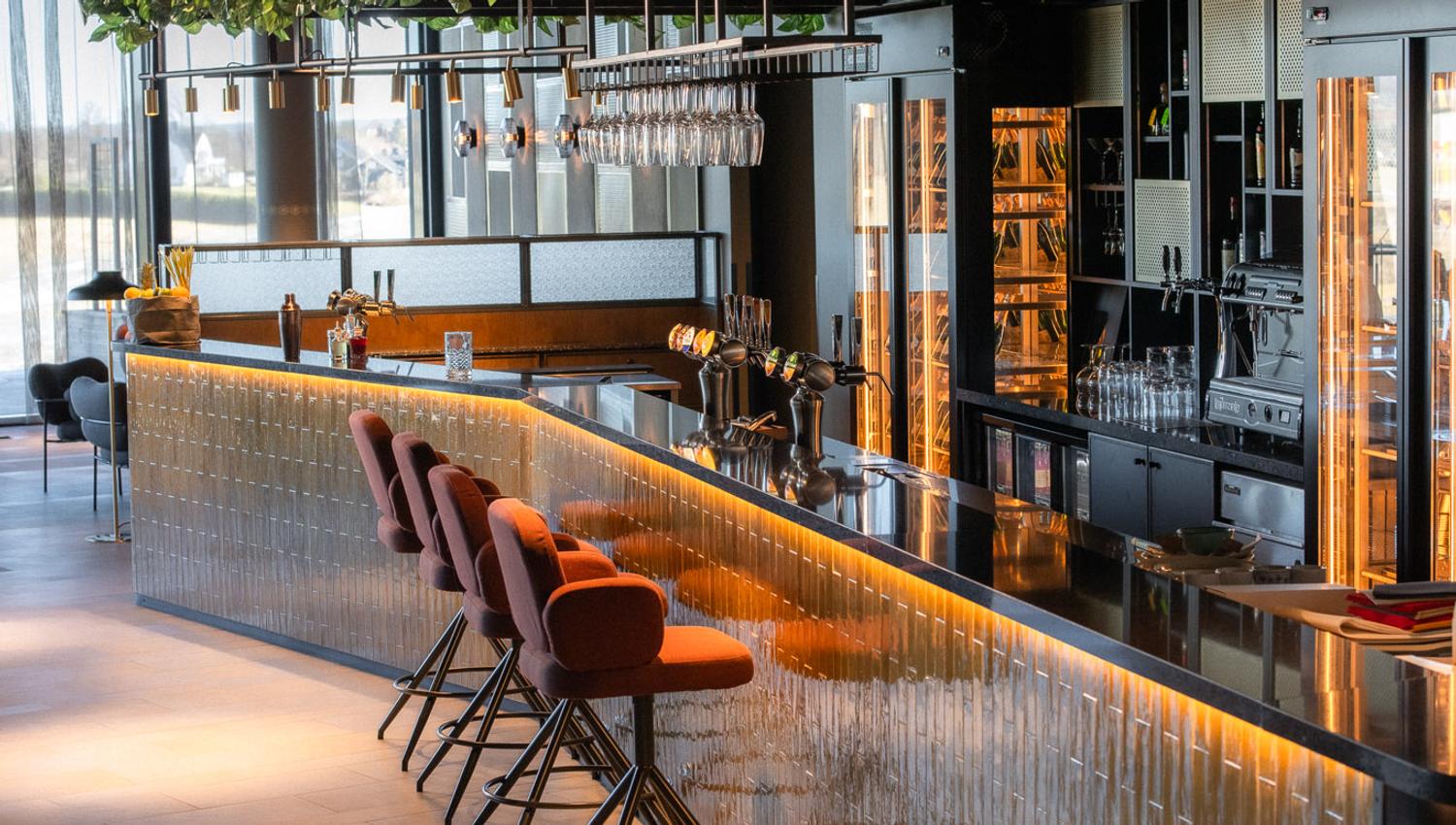 Bar with orange chairs