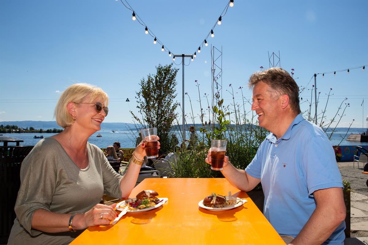 Servering på Mjøsfronten