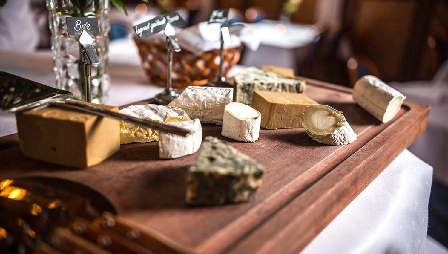 cheese platter at Dalen Hotel