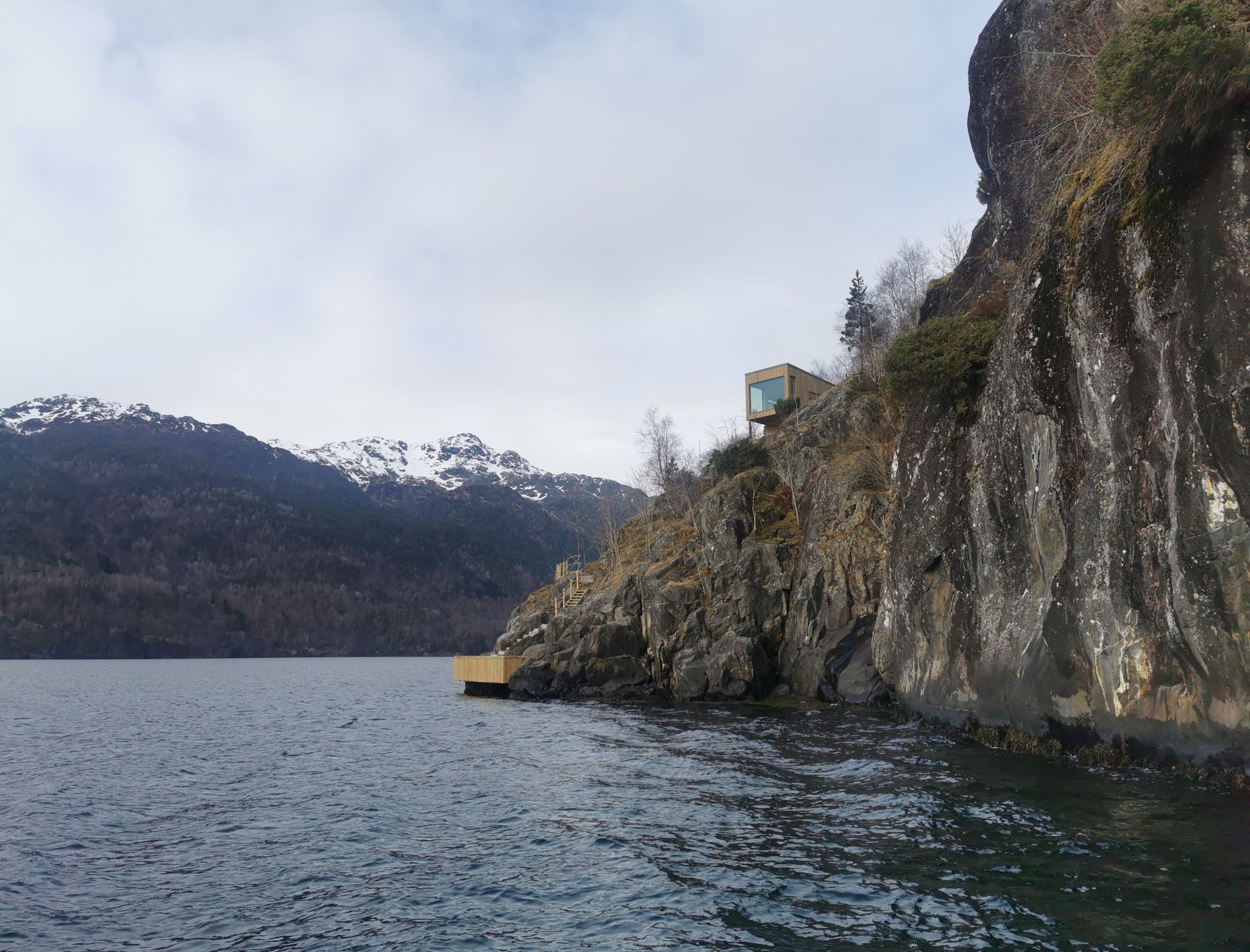 Fivelandsneset Fjordhytter