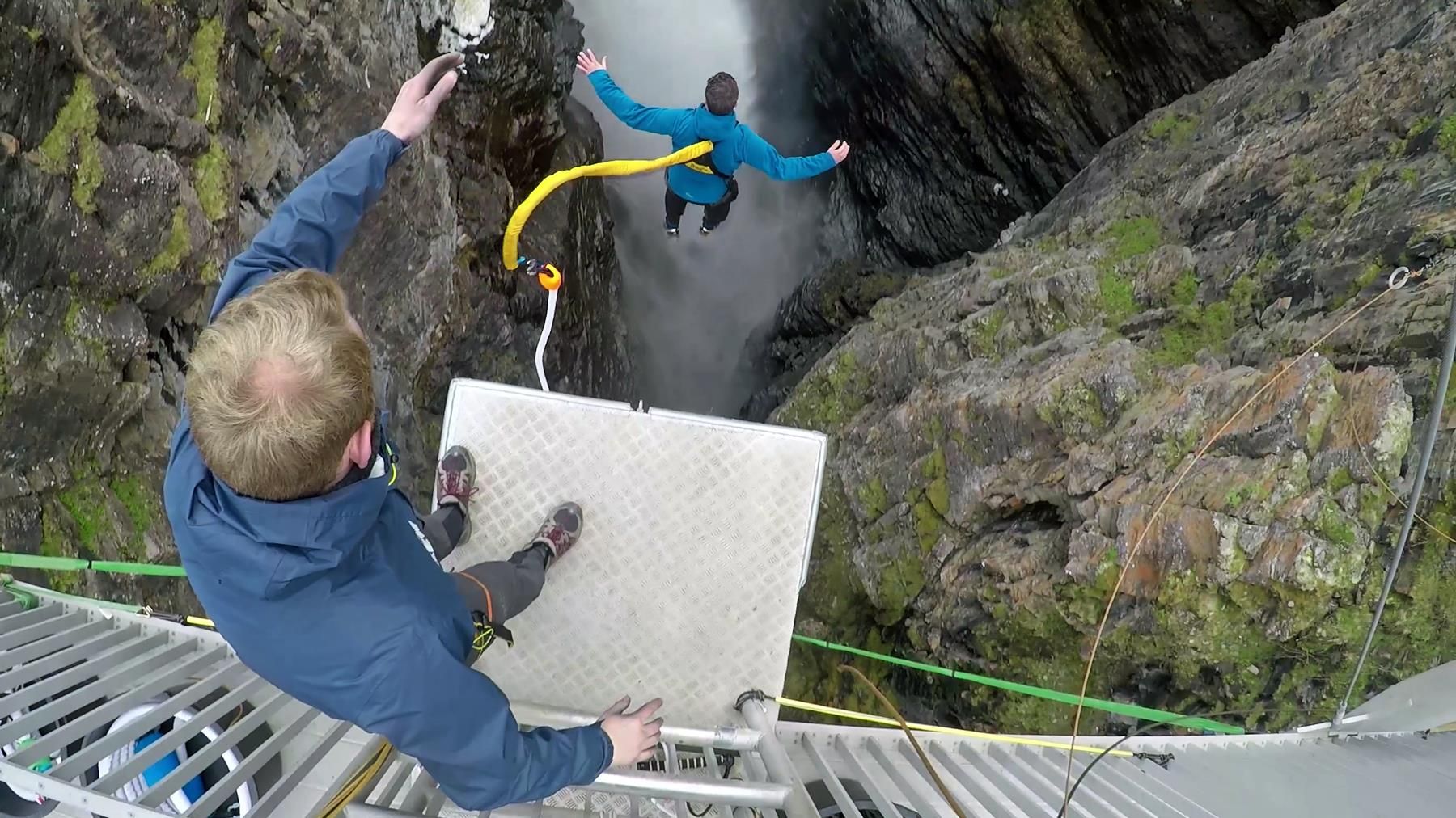 Bungee Jumping into the Grand Canyon of the Arctic