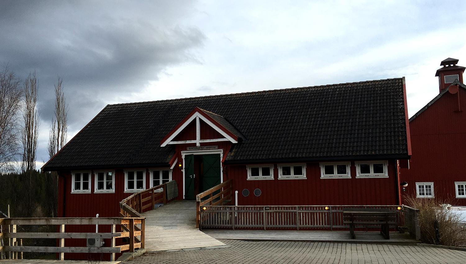 Berg Gård and Inderøy Gårdsbrenneri - Slakteriloftet entrance